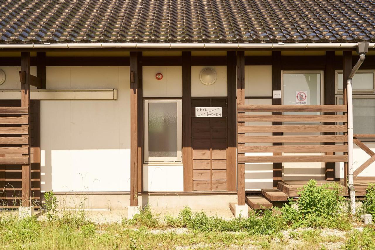 Отель Retreat佐渡風島 グランピング- Self Check-In Only Sado Экстерьер фото